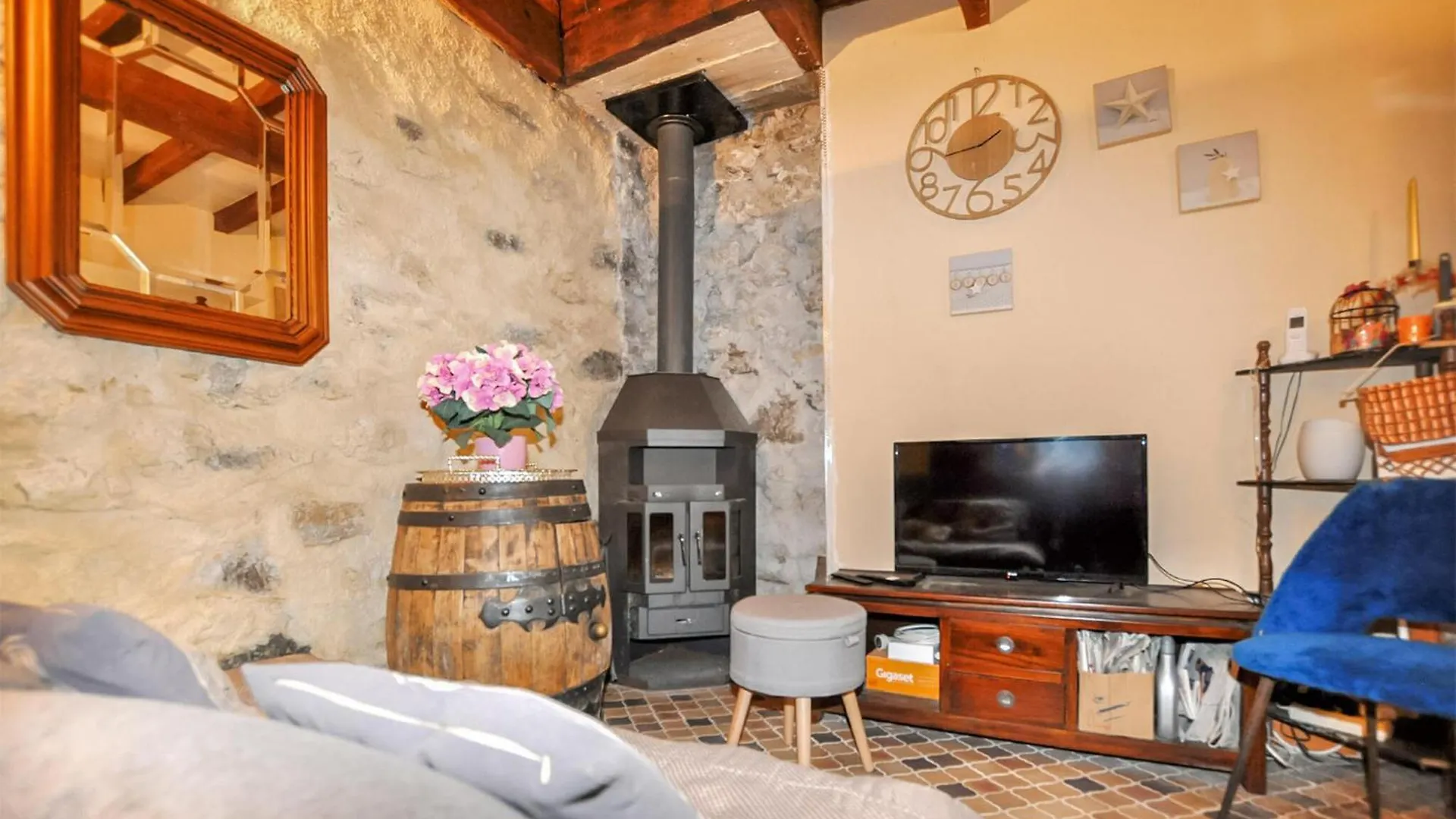 Holiday home Lovely Home In Seix With House A Mountain View